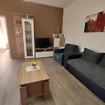 Apartmán Azalea, *