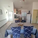 Azalea, Apartmán Umag